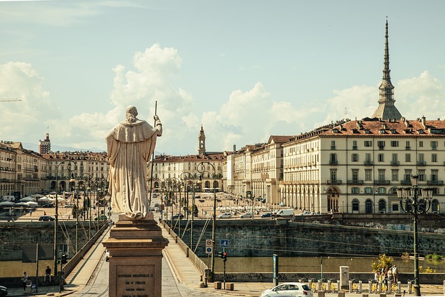 Stai cercando un'agenzia immobiliare per vendere casa a Torino